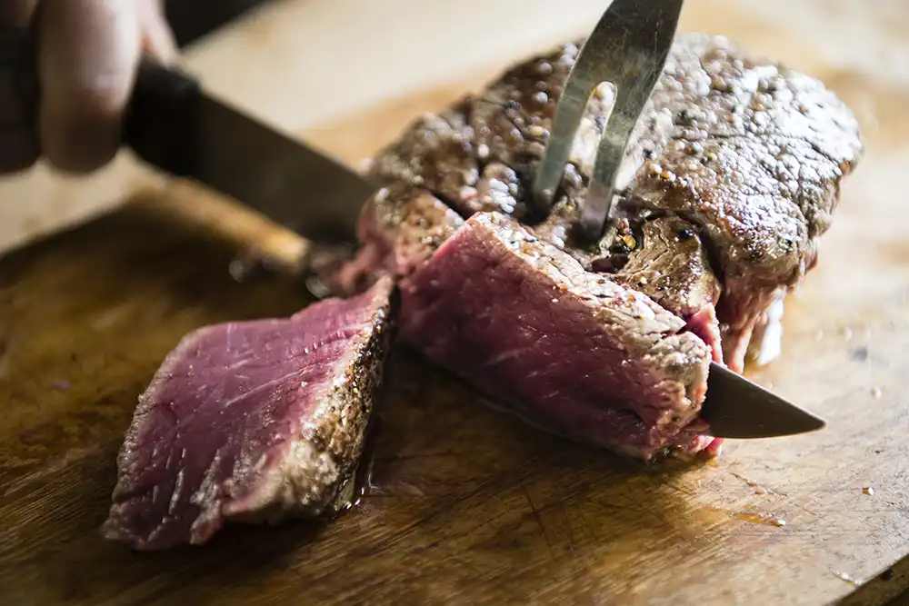 hanging-tender-medium-gebraten